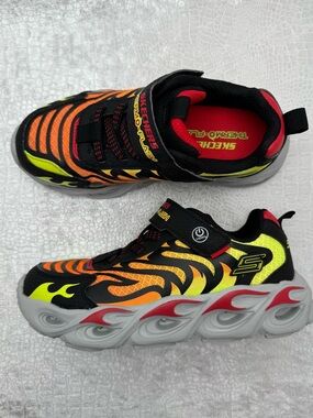 Skechers Thermo-Flash Light-Up Sneakers, Boys Size 2